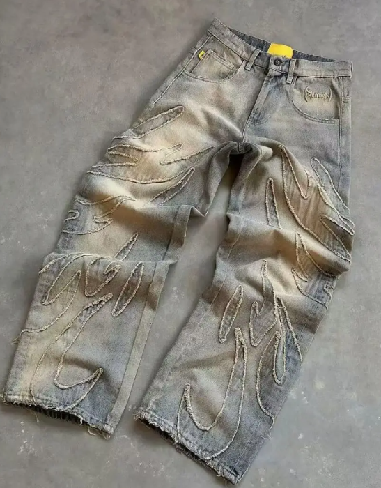 Ripped Jeans - FocusForge