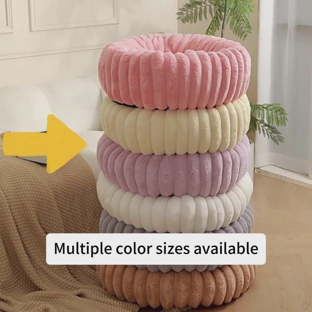 Round Plush Pet Bed – Soft Winter Nest for Dogs & Cats